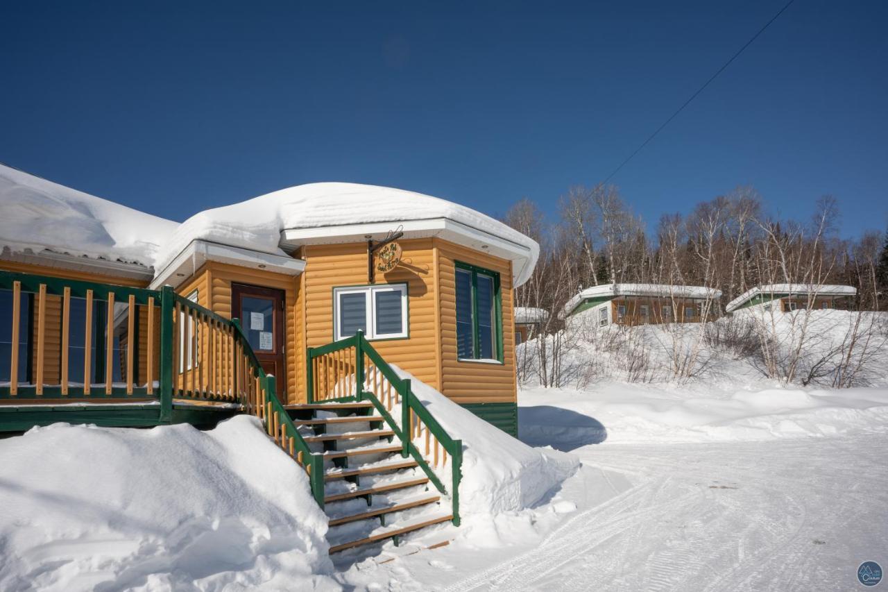 Auberge Eva Lac-Bouchette Exterior photo
